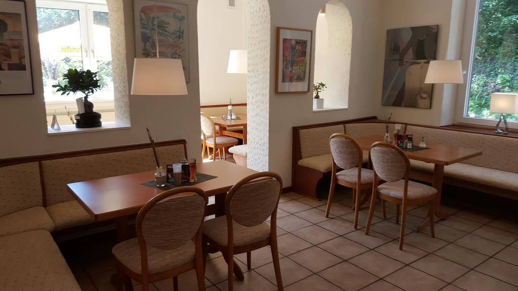 Hotel Bergische Schweiz Velbert Extérieur photo