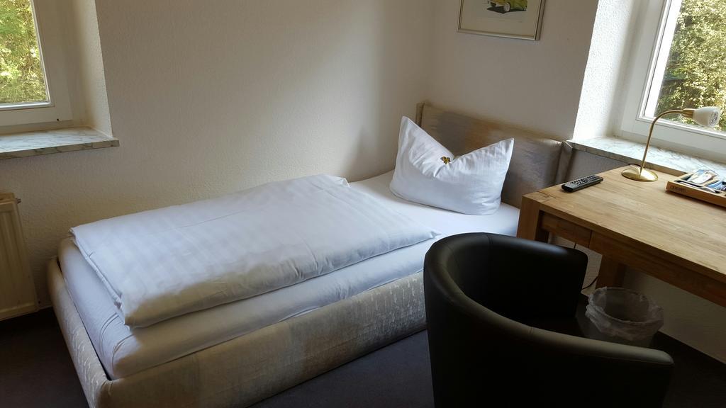 Hotel Bergische Schweiz Velbert Extérieur photo